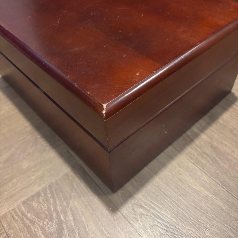 Wooden Humidor Box - Picture 9 of 9
